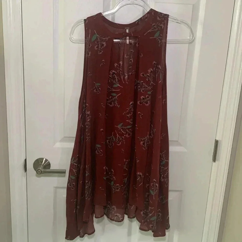 Free people wide, flowing long tank top/ tunic size xs